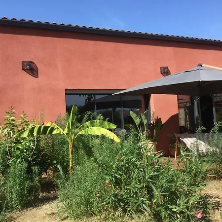L'hacienda, à Deux Pas De La Et De La Venise Verte Et à 30 Minutes De La Rochelle Et De L'ile De Ré Champagné-les-Marais
